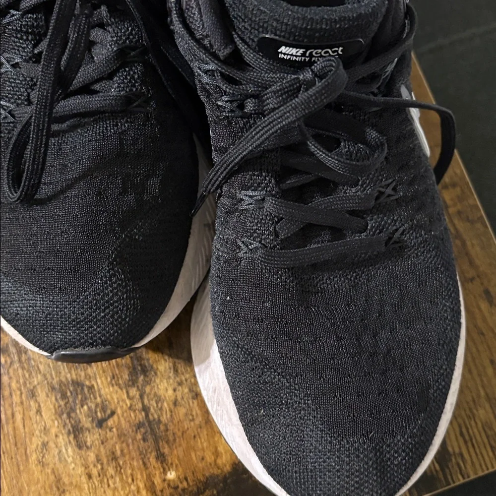 Nike React Infinity Flyknit 2 Black Sneakers - Picture 3 of 8